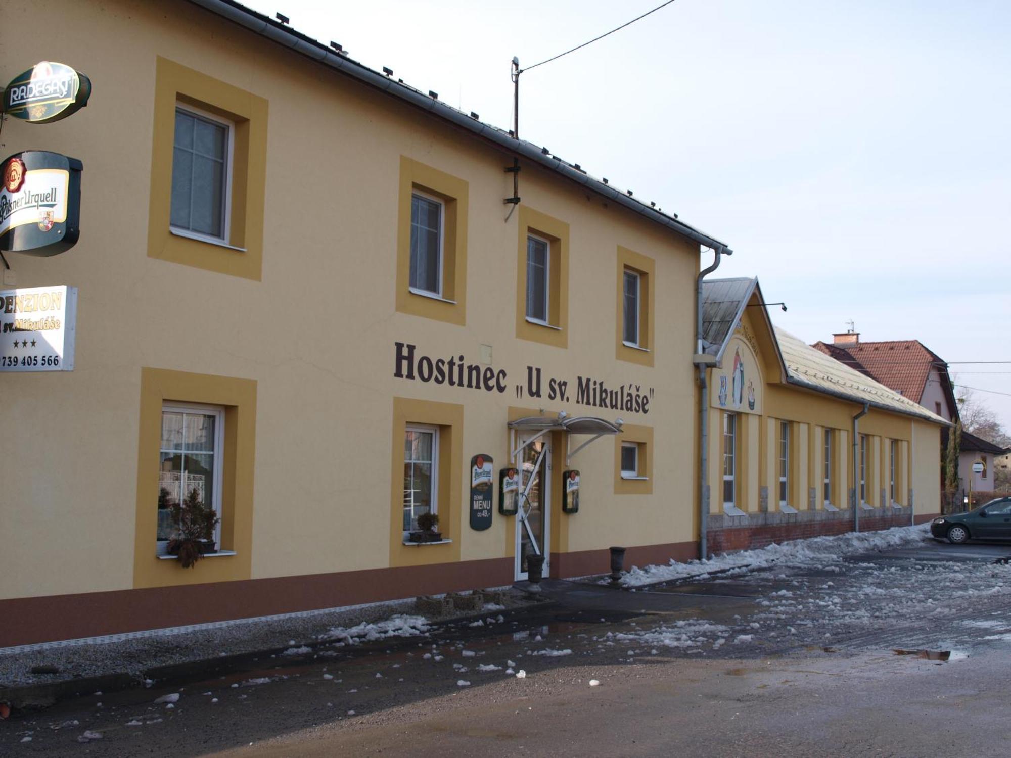 Hostinec A Penzion U Sv. Mikulase Hať 외부 사진